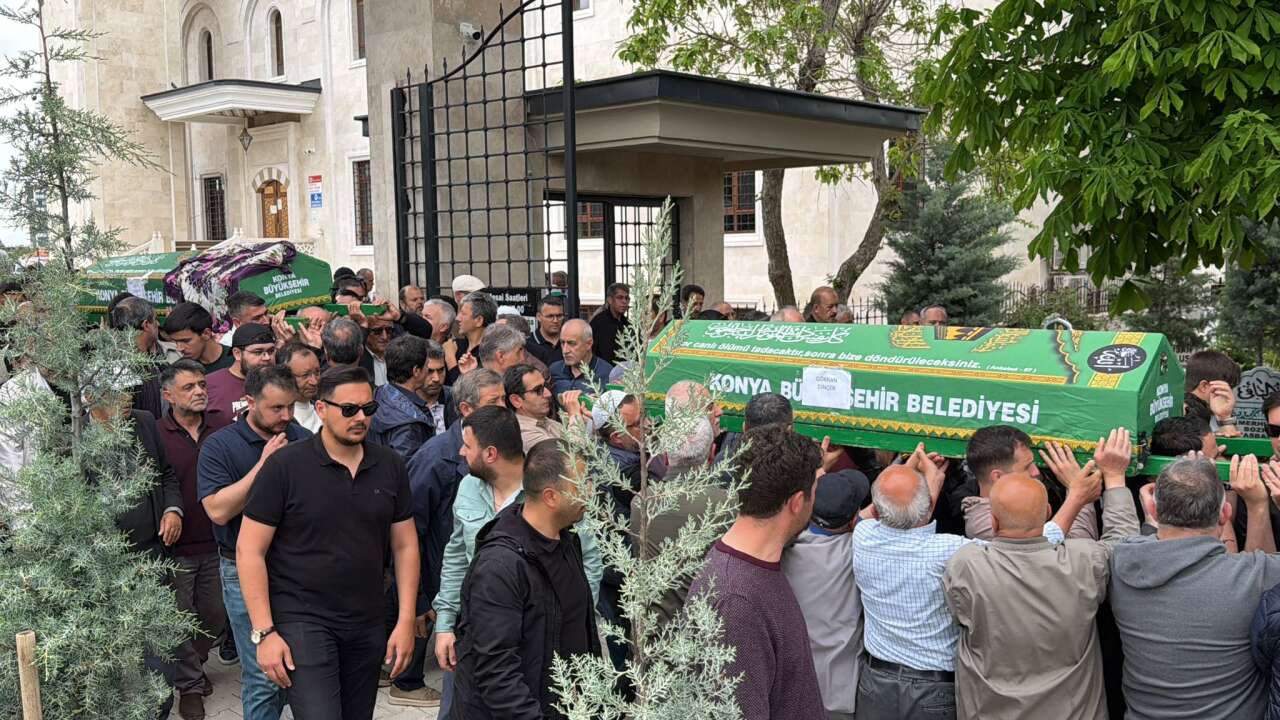 Konya’da evlat kurbanı anne ve babaya son veda 13